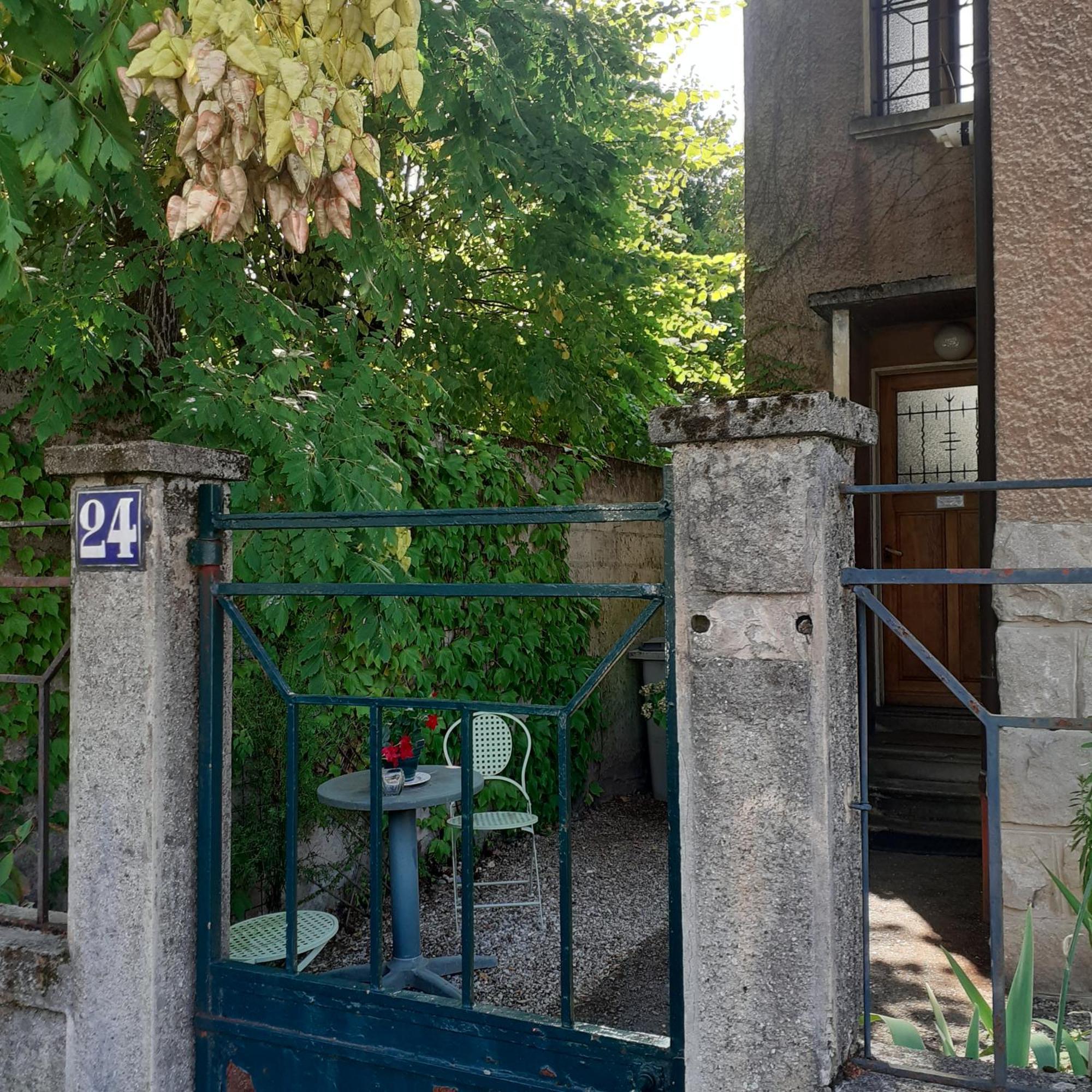 Charmant Appartement A 150 M Des Thermes Et Du Centre Ville Thonon-les-Bains Exterior foto